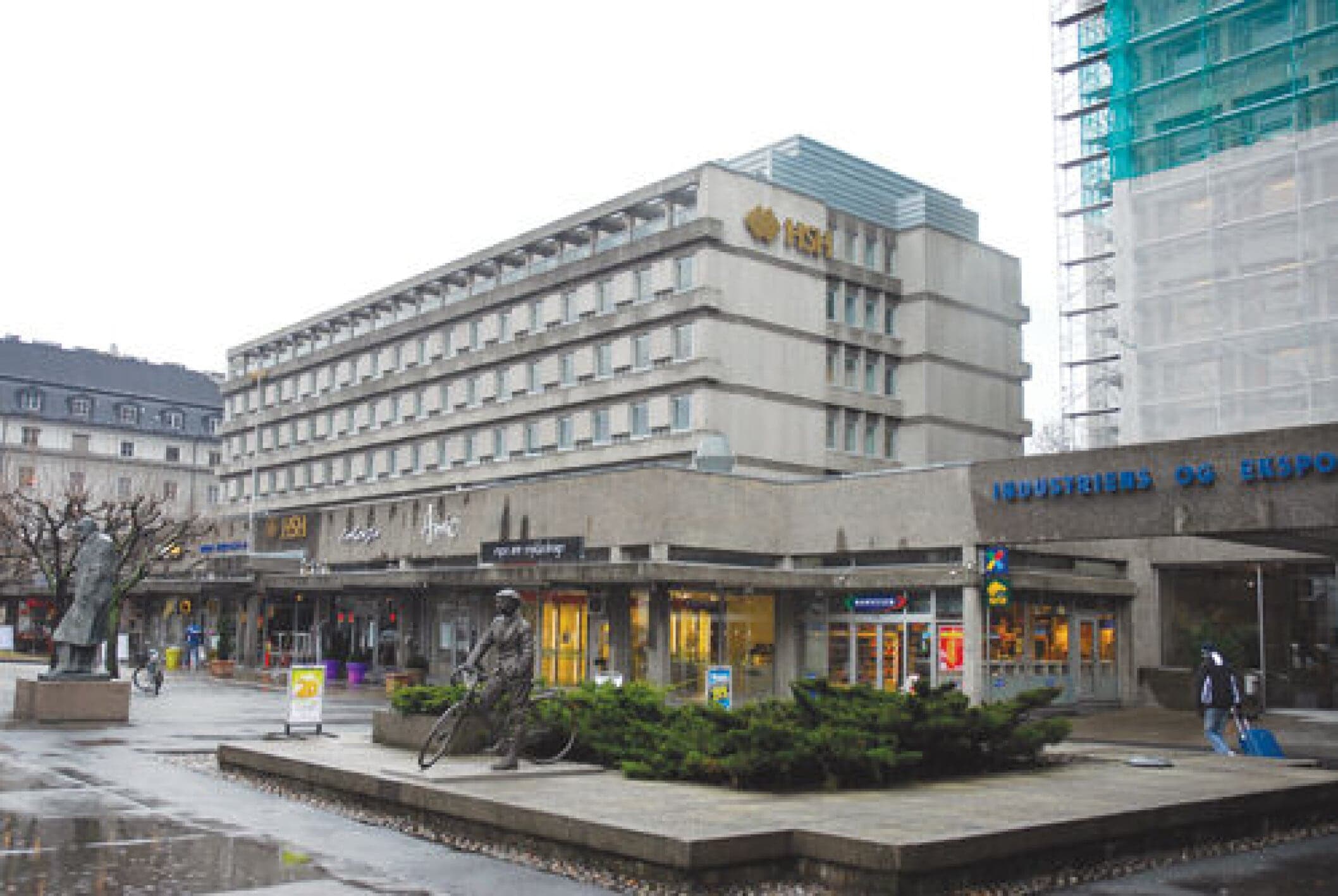 Henrik Ibsens gate 90